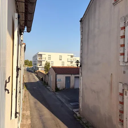 4 Personnes Proche Port Et Marche, Arrivee Autonome Ла-Трамблад